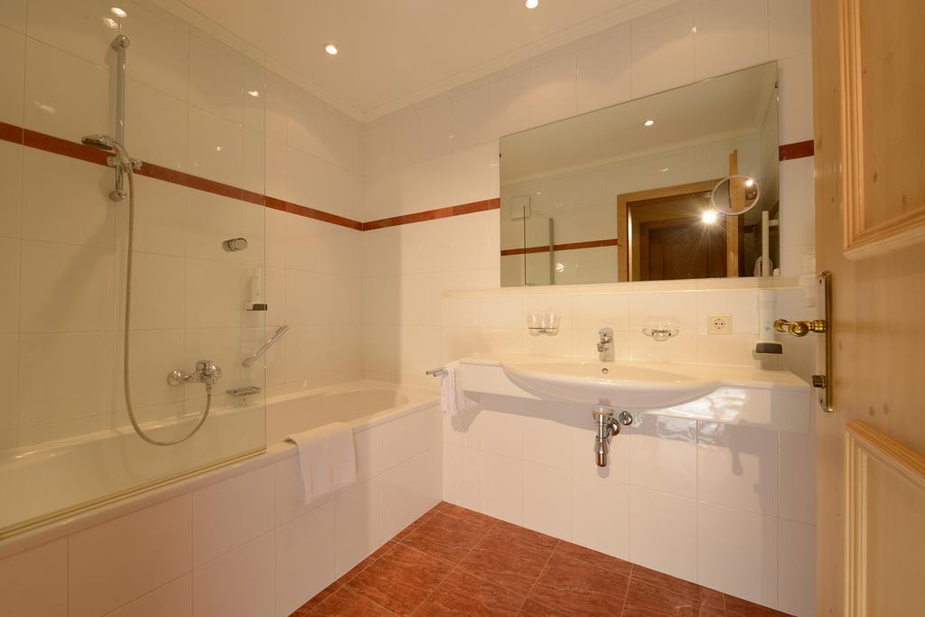 Hotel Neue Post Solden Ruang foto